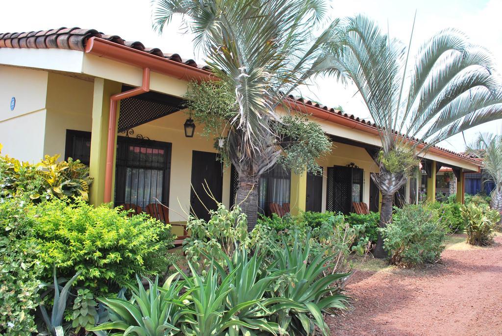 Dos Palmas Studio Apartments Río Segundo Buitenkant foto