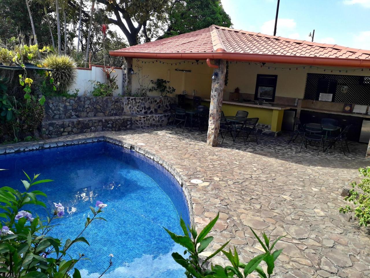 Dos Palmas Studio Apartments Río Segundo Buitenkant foto